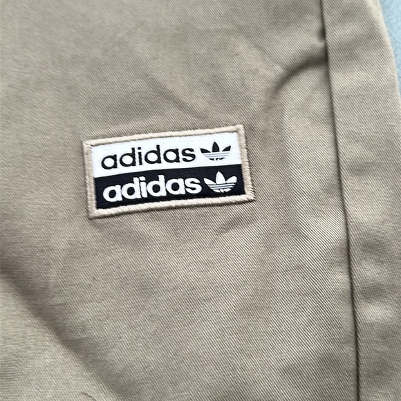 NWOT adidas cargo pants - Picture 2 of 5